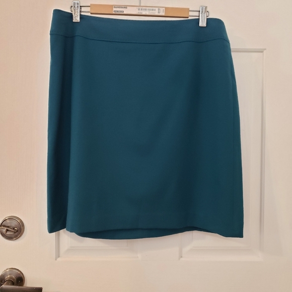 Talbots size 14 Petite wool skirt teal - Picture 1 of 6